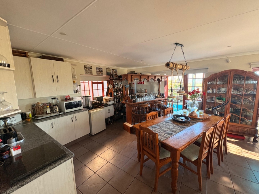 4 Bedroom Property for Sale in Fraaiuitsig Western Cape